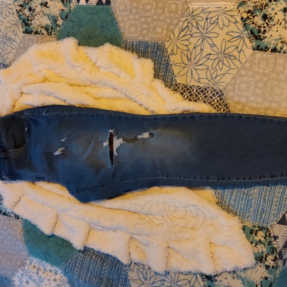 M by Maurices Women's Stretchy Distressed Jeans with Red and Black Plaid Patches - Picture 3 of 5